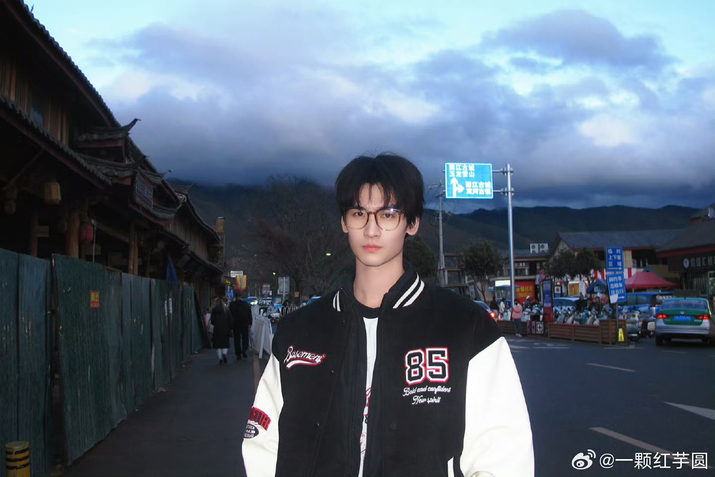 黄俊捷 营业质量好高啊！很用心！景美人更美