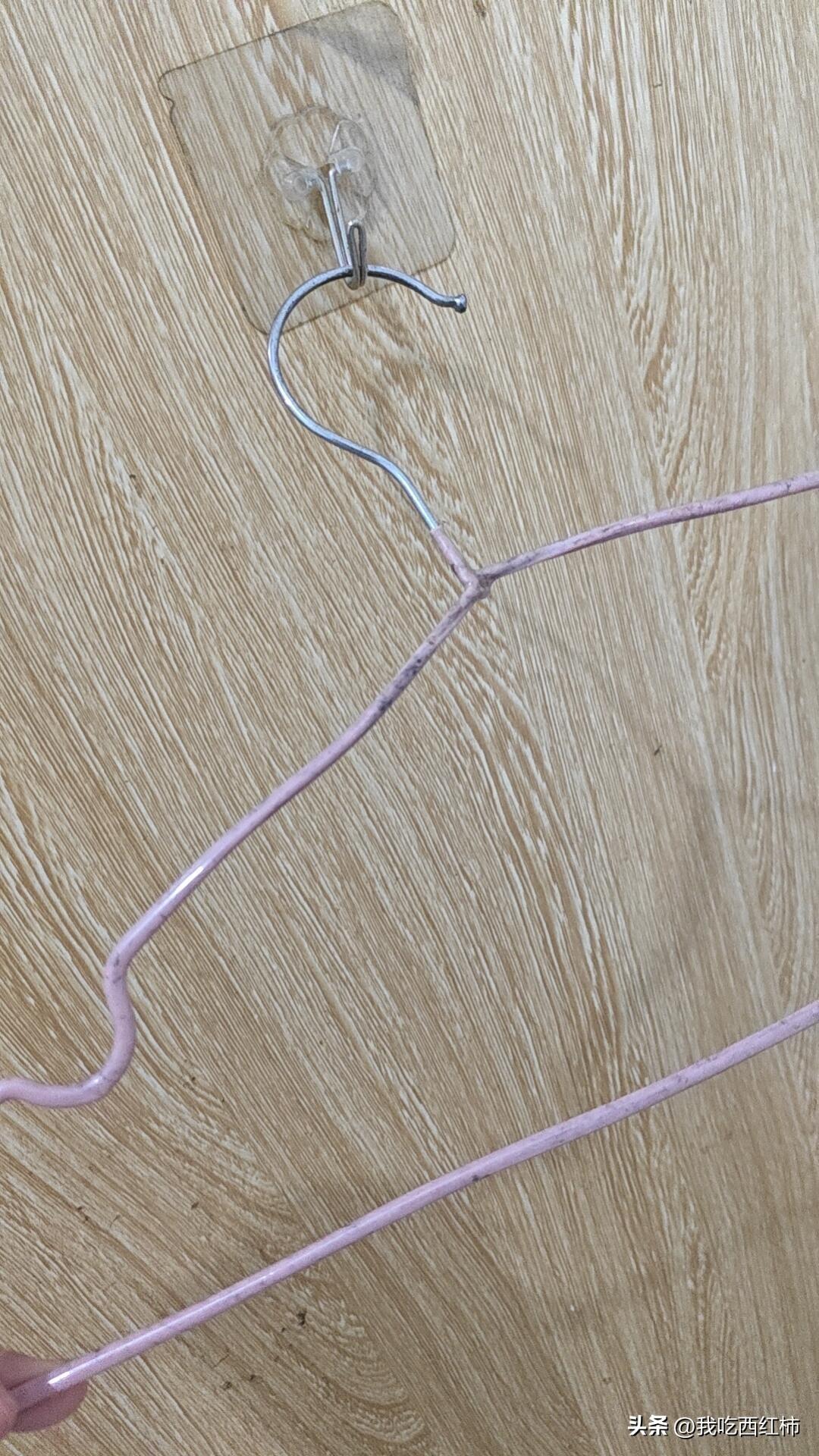 出租房，隐私问题
无语了，过完年跟老公进厂打工了，租了个单间，又小又潮又没有阳台