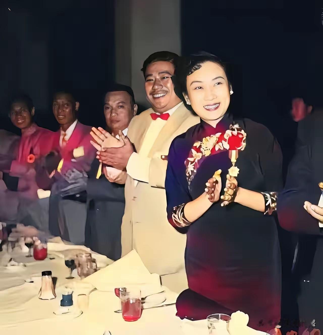 都说胡蝶国色天香，长得非常漂亮，现在有很多文章在表扬她，都在赞誉她的美貌，但通过