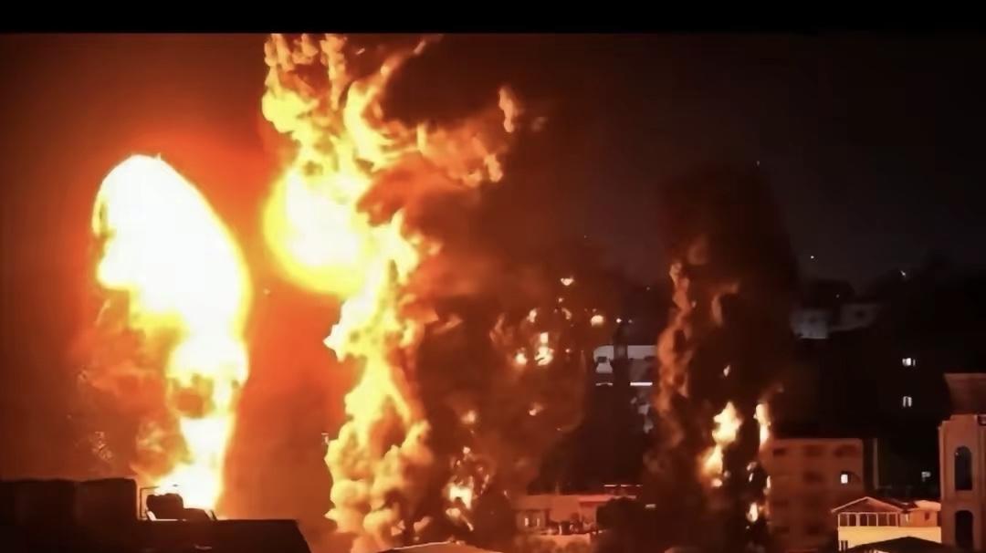 报复美军！伊朗军方凌晨发布重大信息，4月20日，一觉醒来，中东局势急转直下，原本