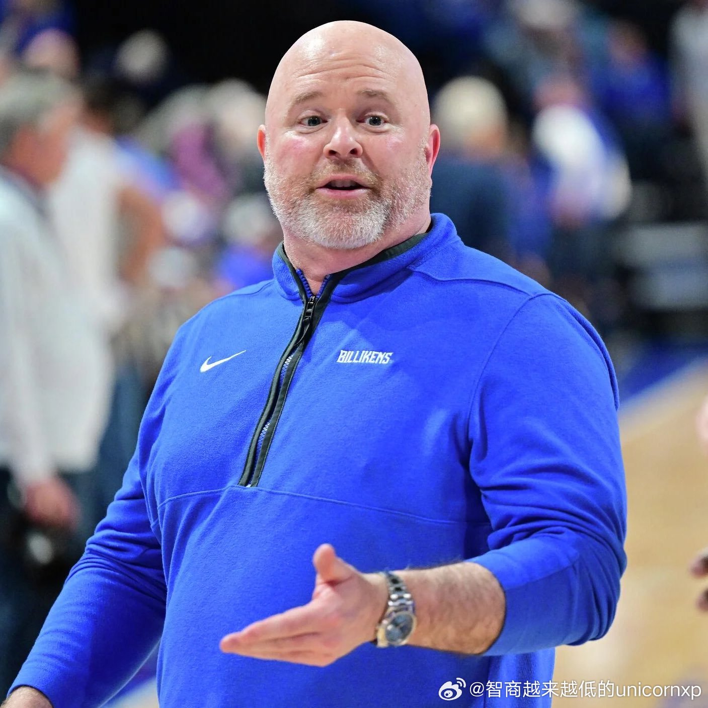 一所NCAA mid-major主教练居然能赚这么多，Josh Schertz与