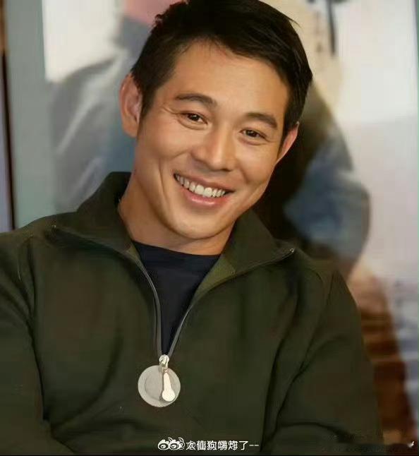 李连杰不担心AI取代功夫太赞同李连杰这番话！AI照搬再多武术动作也只是外壳，武行