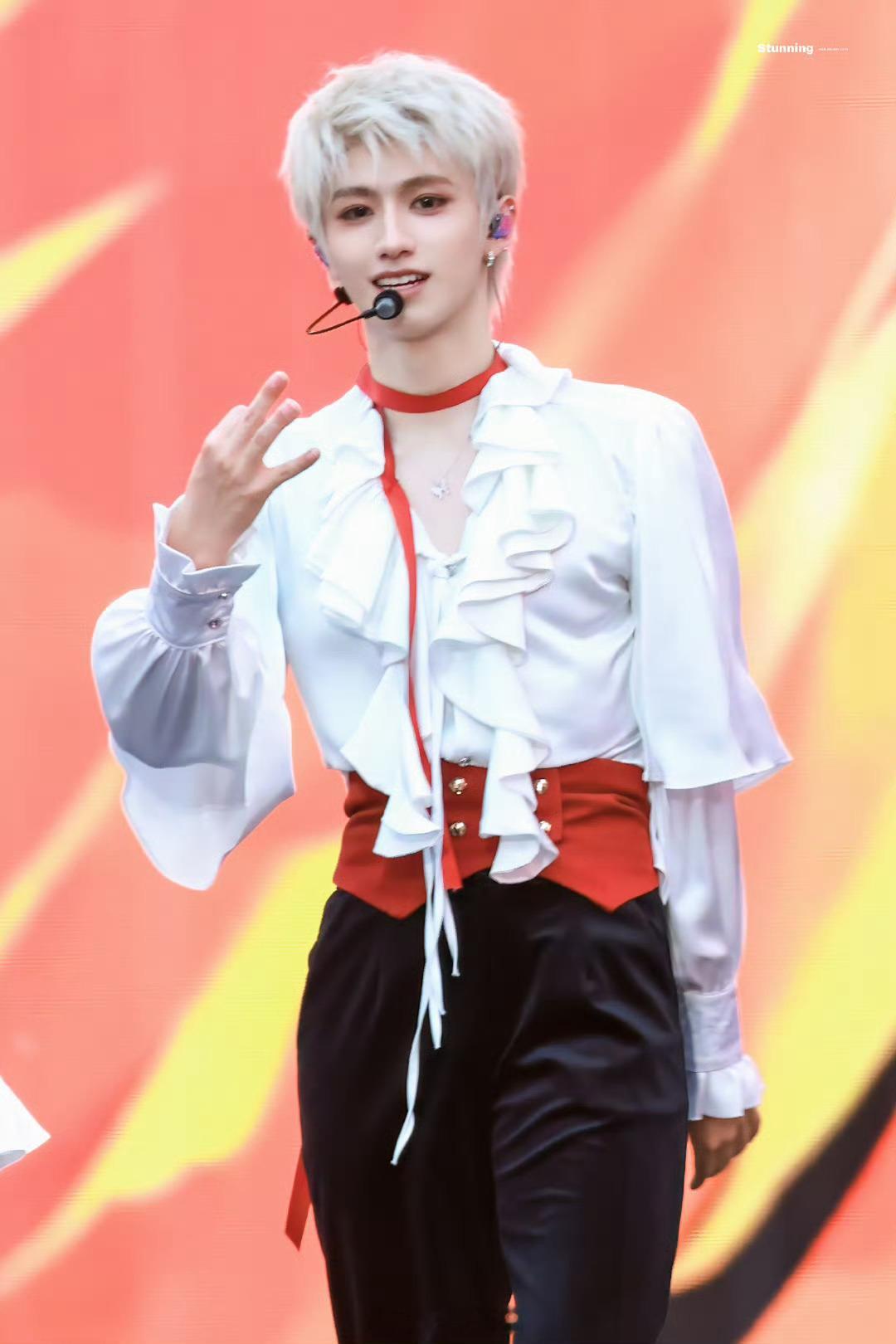 vocal，朱志鑫帅的让人欲罢不能啊！直拍统治区朱志鑫直拍