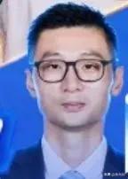 刘炜跟孙悦啊，球员时期球打的挺好，但是这解说能力真的有待提升，刘炜解说就一直在说