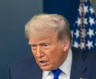 【突然披露：特朗普批准秘密行动】据美国《纽约时报》18日报道，美国总统特朗普已批