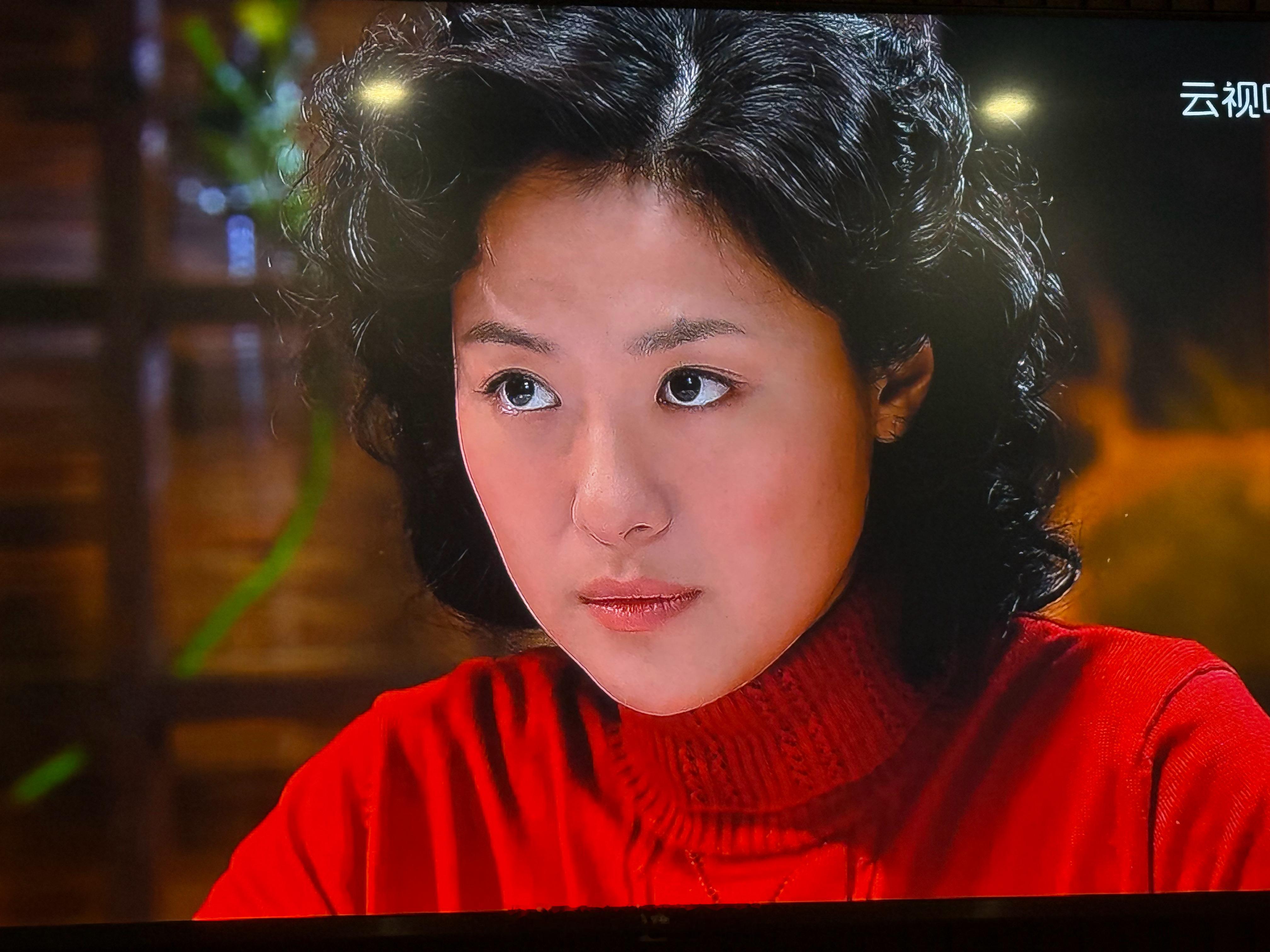与红颜知己一起喝咖啡——《金婚》。 