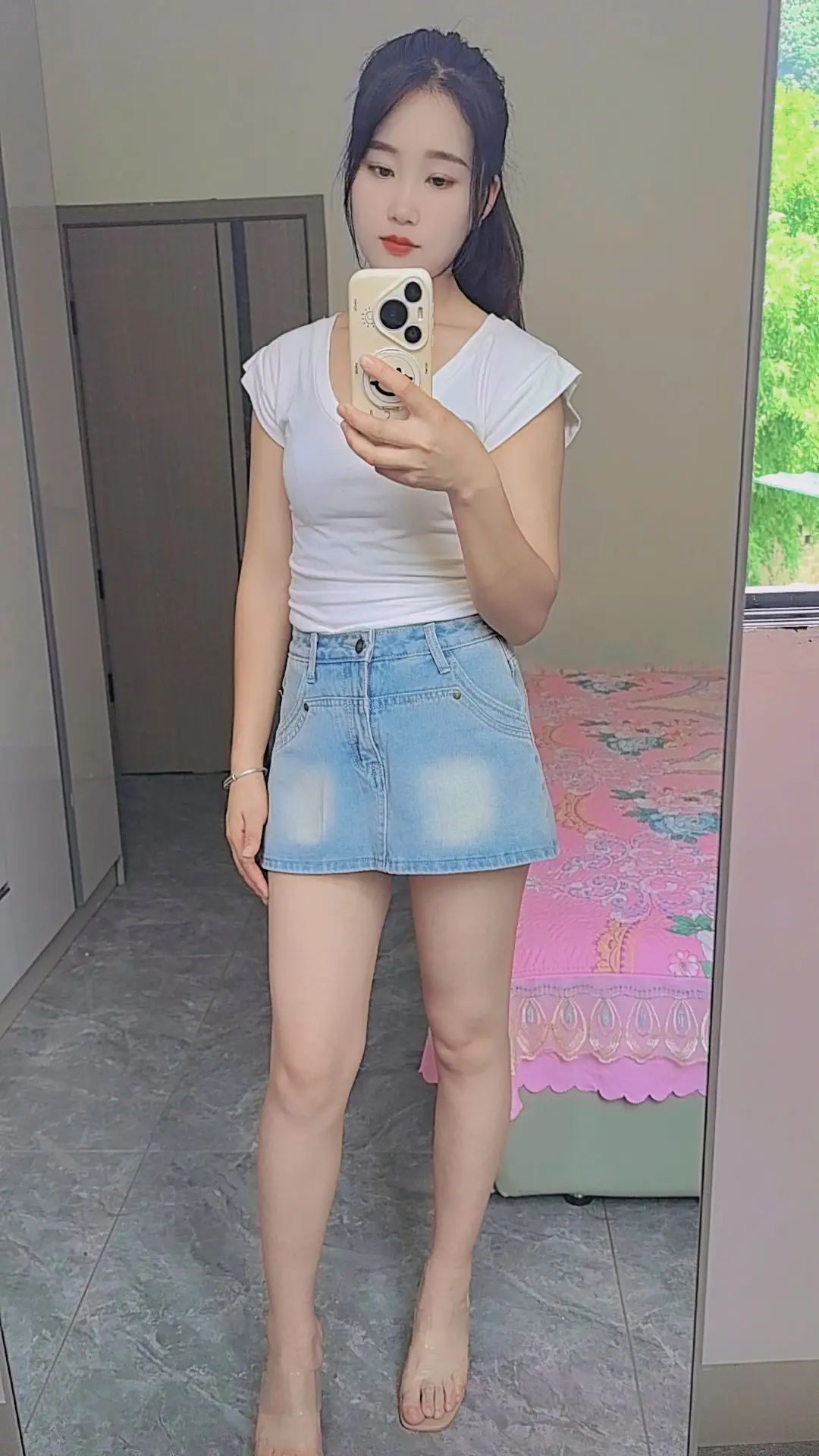两个主动解决问题的人，一定不会走散。其实两个人在一起，不是累了就要丢下...
