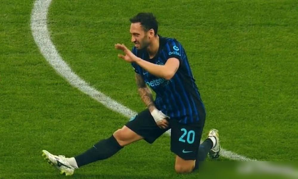 损兵折将+被点球绝杀！国米欧冠两连败

今晨国米 被利物浦点球绝杀，巴斯托尼禁区