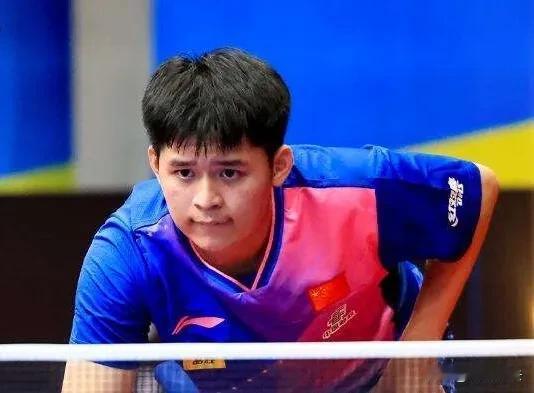 林诗栋差一点止步，晋级真是紧张刺激

在乒乓球亚锦赛男单激烈比拼中，年轻国手林诗