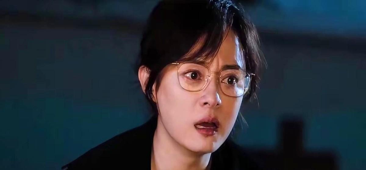 孙俪根本没演过《我们的婚姻》！

这事儿有点乌龙。那部剧里从全职妈妈重返职场的沈