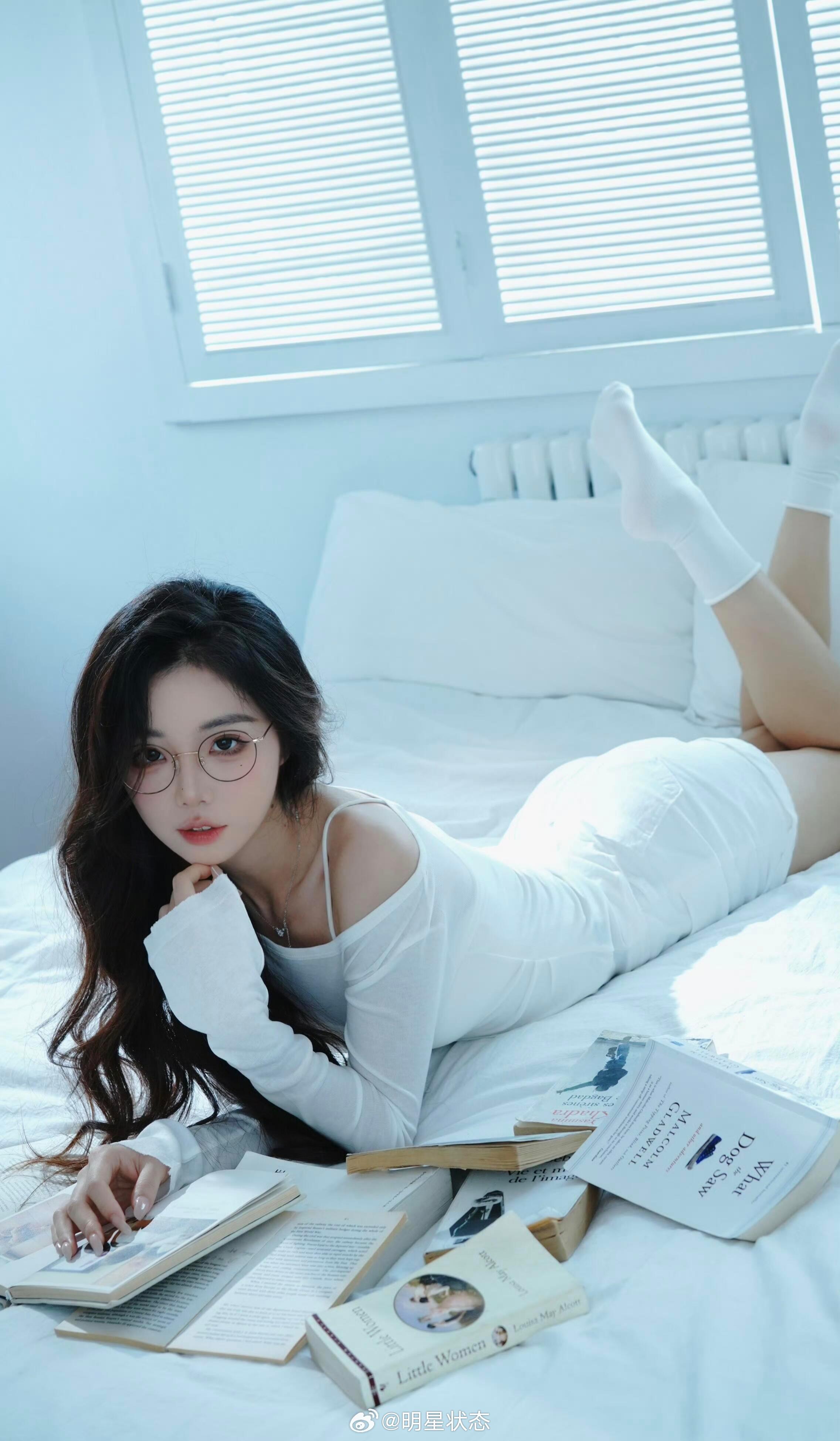 网红蛋挞小屁孩（小小酥） 
