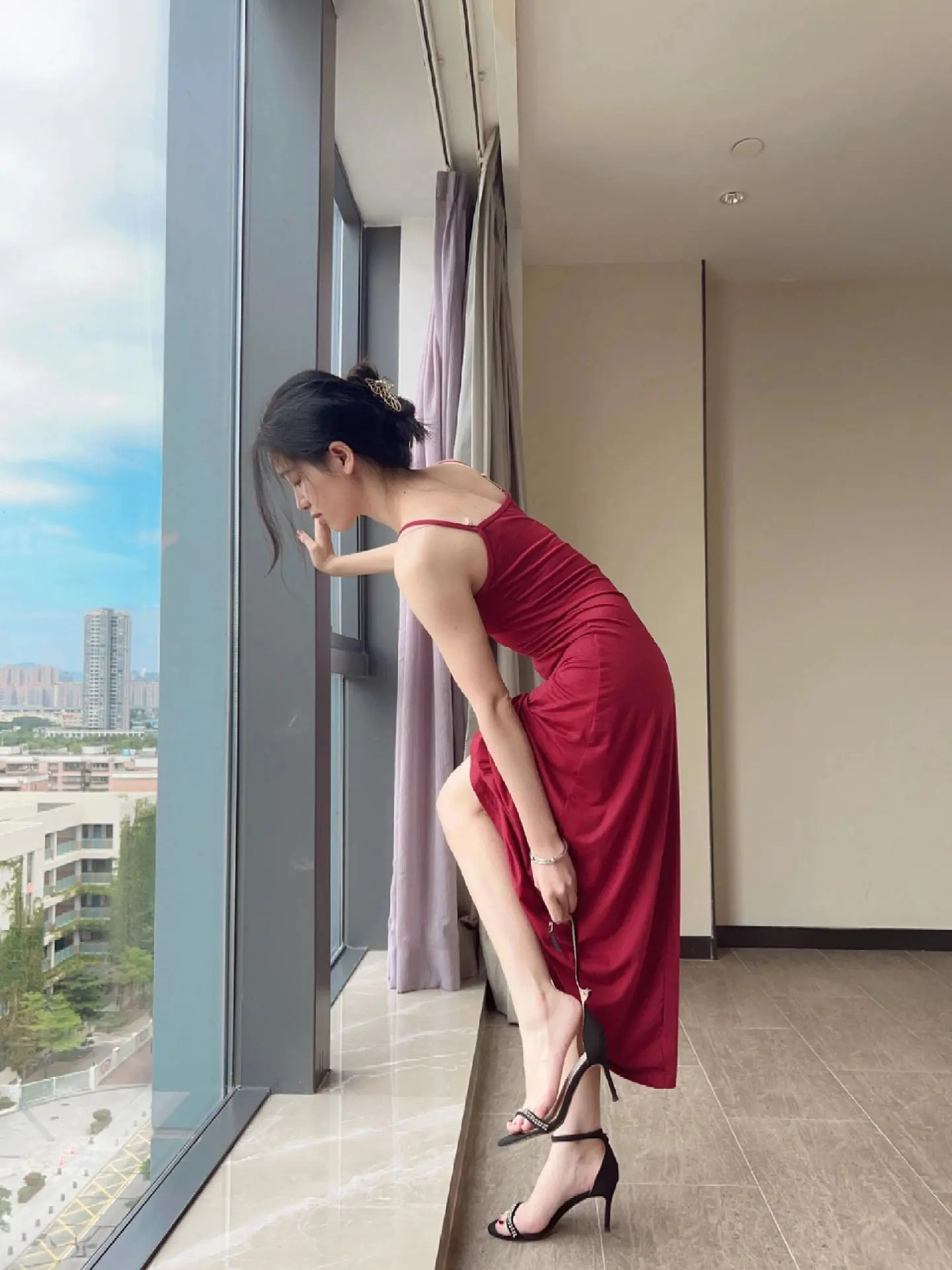 这个故事告诉我们，踏踏实实做人