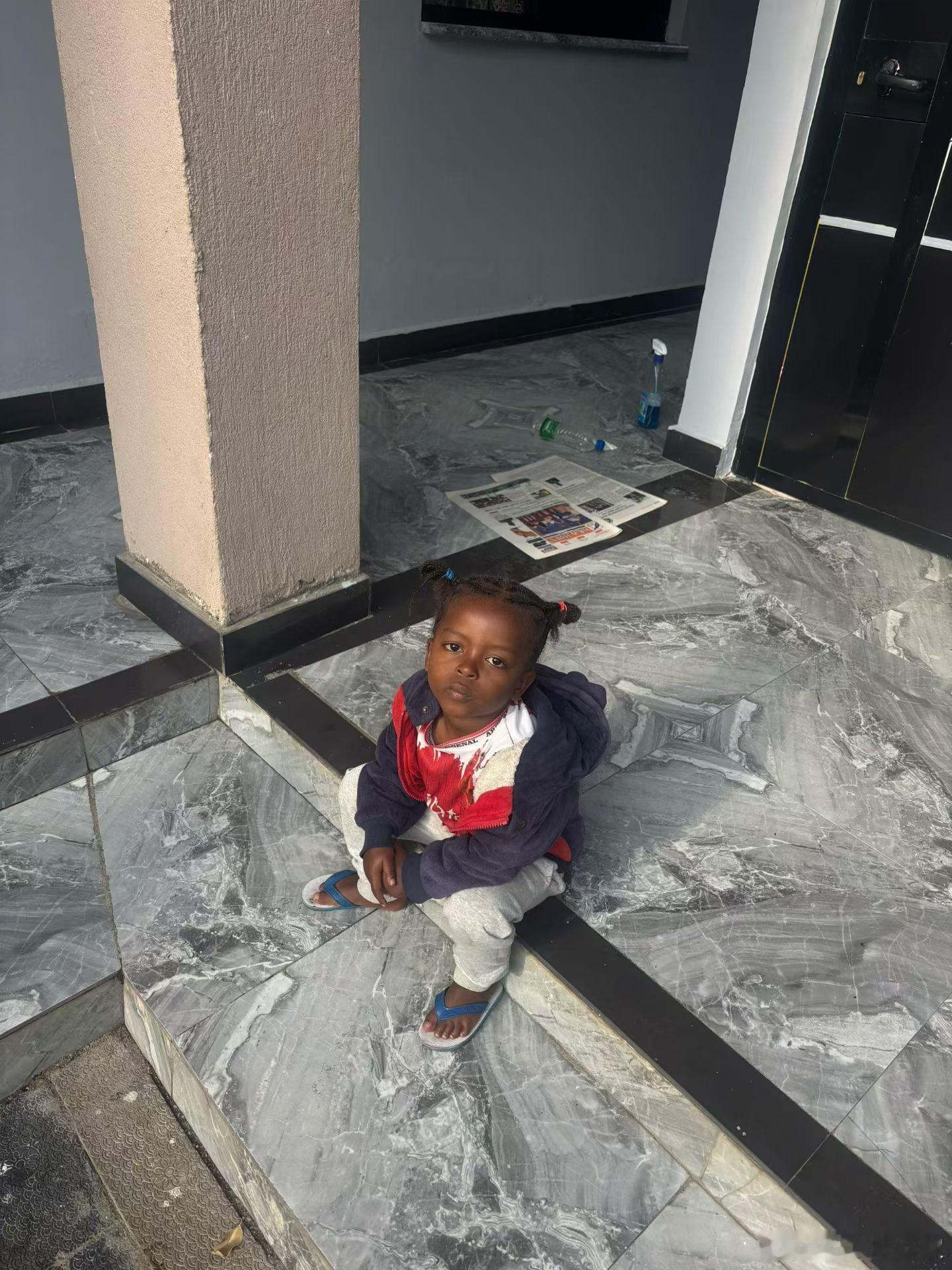 埃塞俄比亚历险记 35   正在写小说《寻找遥远》不管在那个国家，我都是很喜欢凌