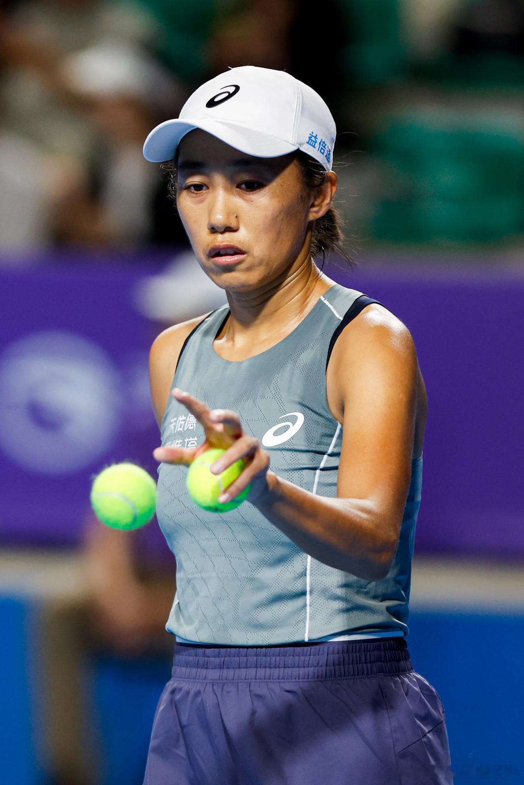 🔵WTA250广州女单1/4决赛🇨🇳张帅7-6(5)/5-7🇺🇸沃雷涅