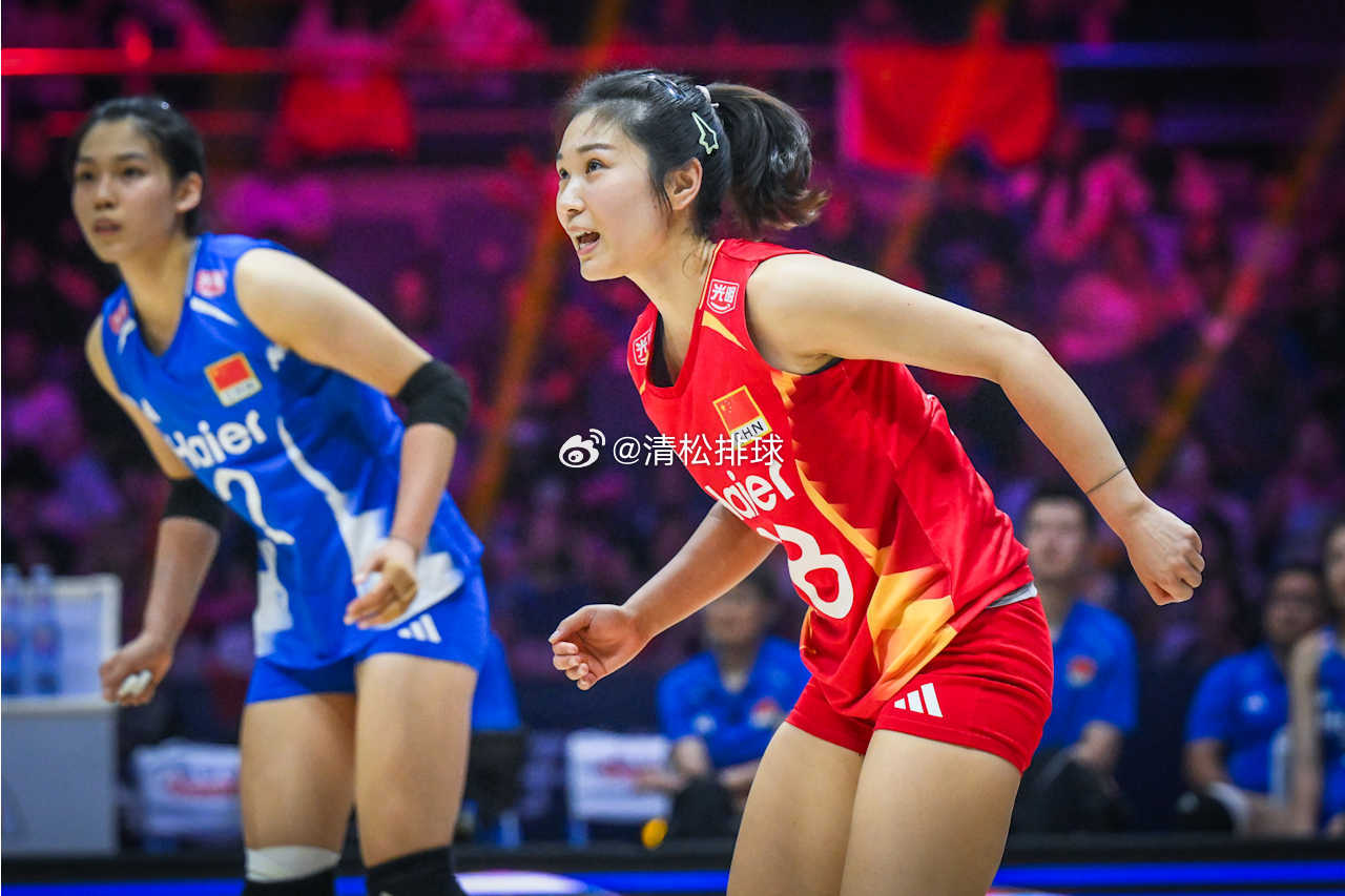中国女排3-0中国台北女排中国女排自由人王梦洁7次一传、4到位0失误一传到位率5