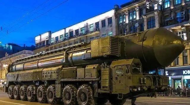 为什么俄罗斯不敢用核武器？不夸张的说，俄罗斯宁愿投降，也不敢先用上核武器，俄罗斯