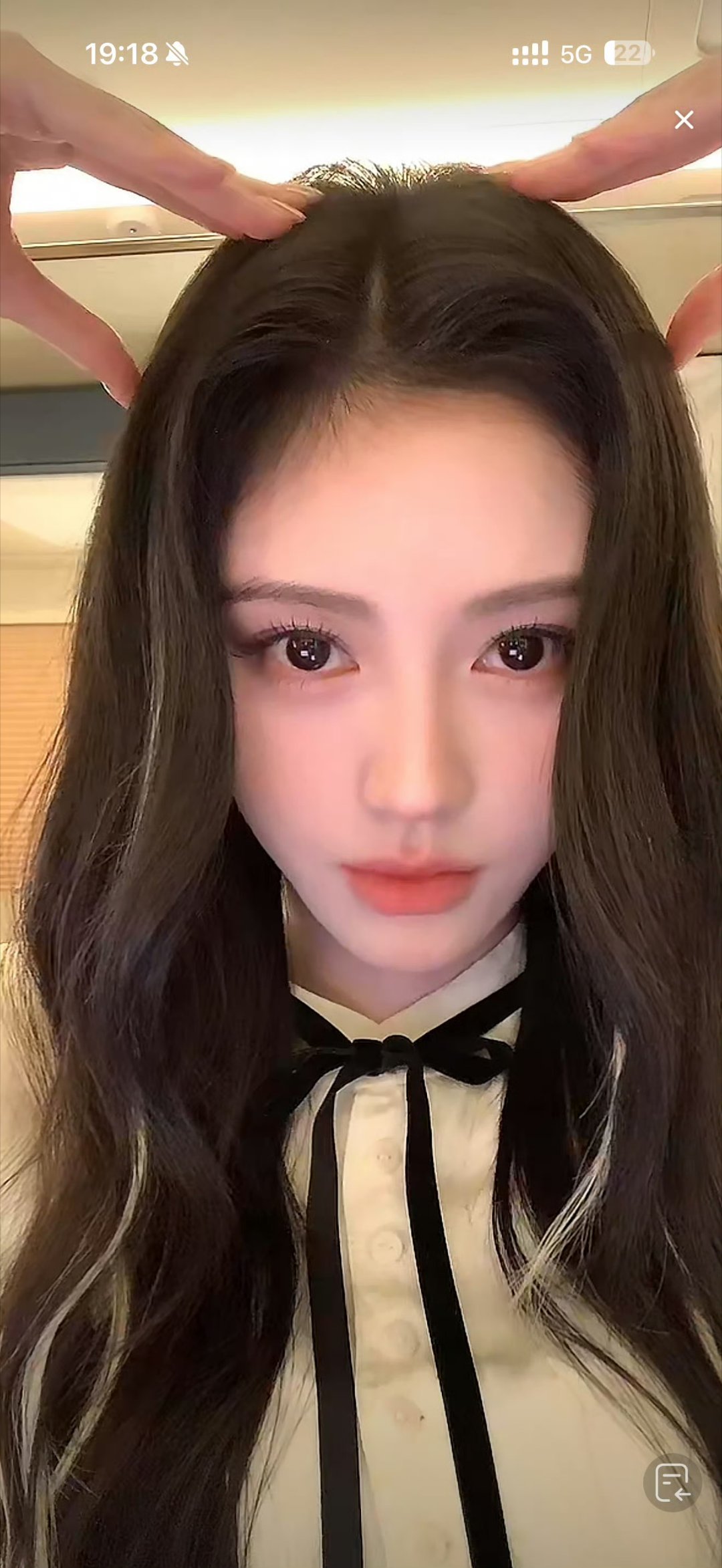 鞠婧祎直播哇塞，状态好好 ​​​