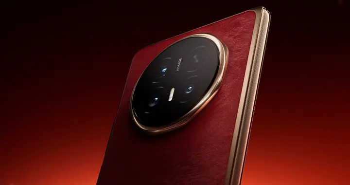 荣耀Magic V6赤兔红外观正式公布 穹顶八边和法式奢绒加持