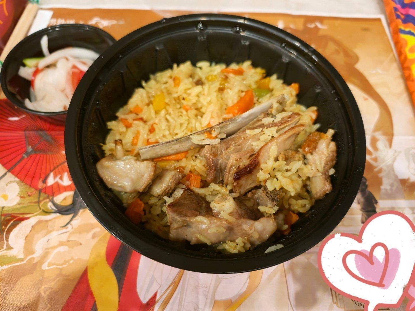 今晚咥个手抓羊排饭！！！馋一馋你们！ 