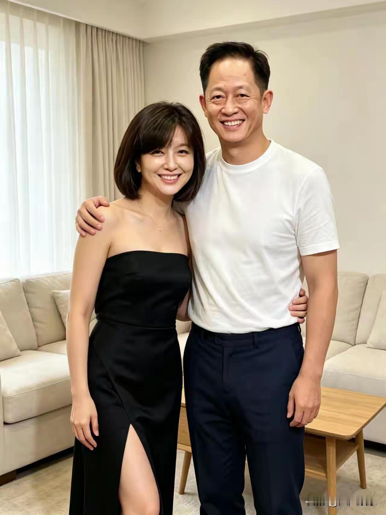 王志文
江珊
2014年
合影