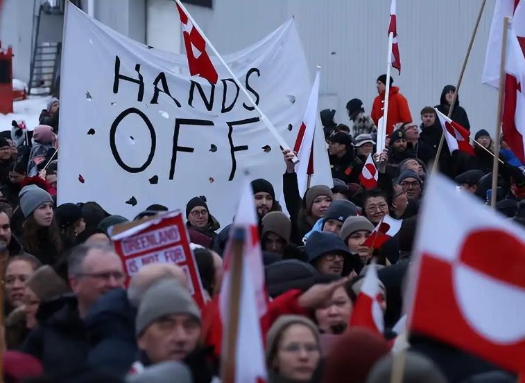 [下雨]霍尔木兹海峡陷入全面停航，相关方面发起全球护航求援，可一众传统盟友却集体