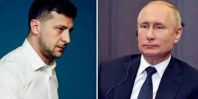 普京和泽连斯基的新年致辞中，必然绕不开俄乌冲突这件事。
普京心里也肯定不是滋味，