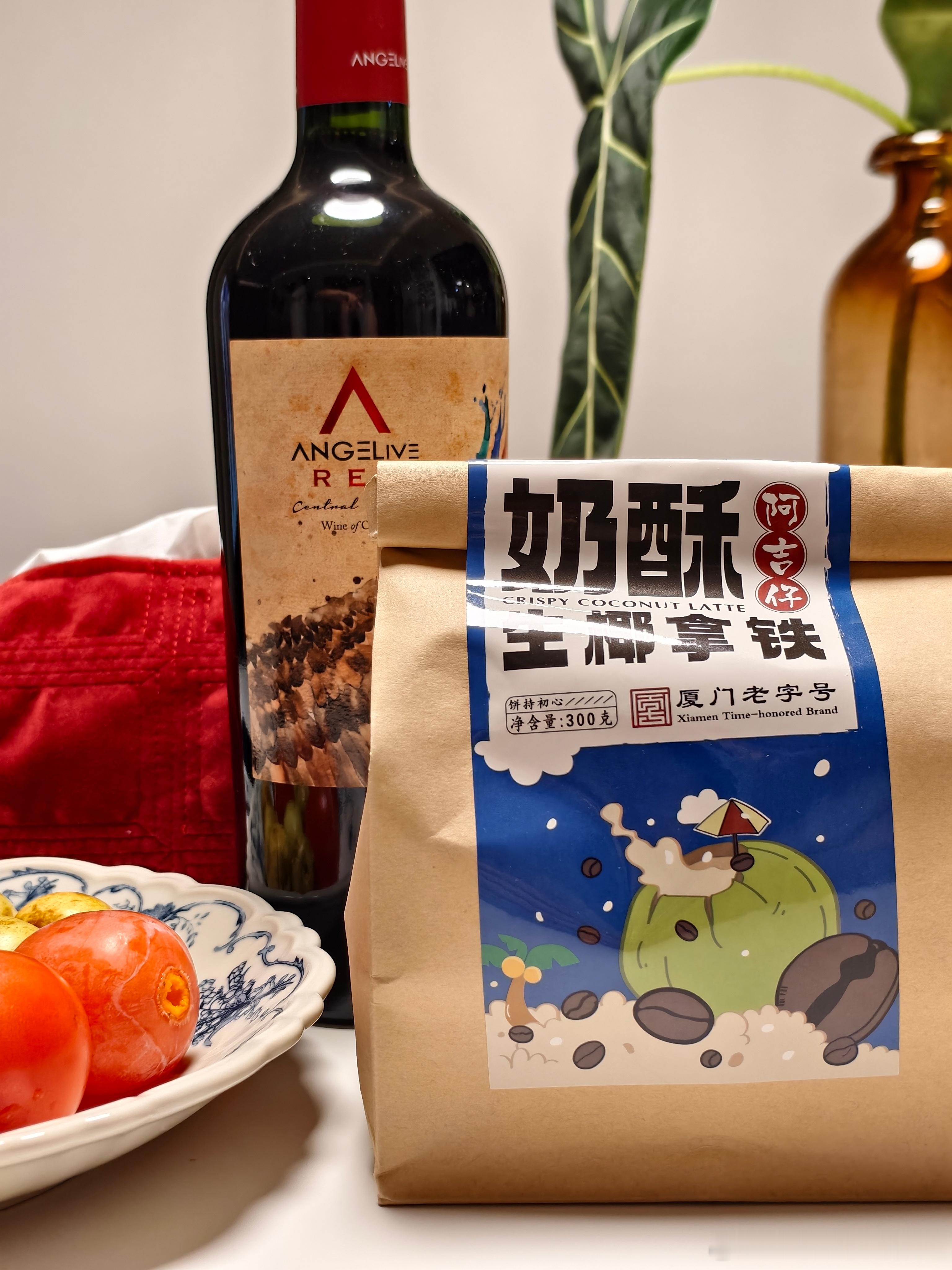 可能看到了我在法国过得苦，一回来就收到了轰哥的投喂！！！主菜甜点都安排了！这台式