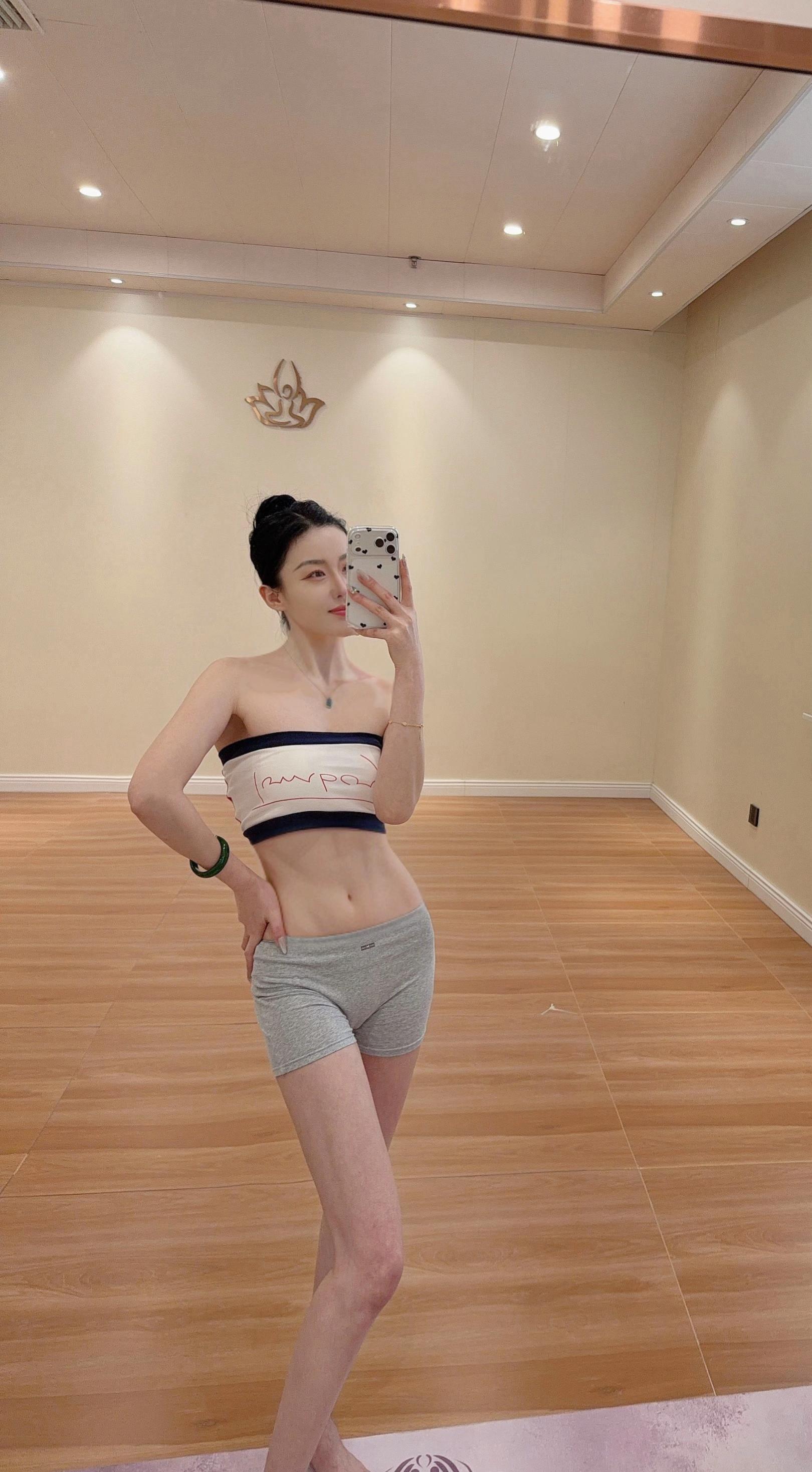 坚持锻炼的意义 就是让你在每个年龄段都美.