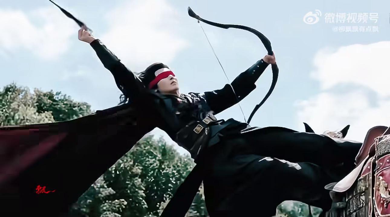 侯明昊马上戏帅到失语侯明昊催雀骨加更成功侯明昊马上戏份气场拉满，策马镜头帅得让人