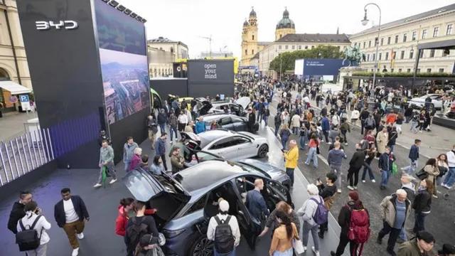 【动身访华前，默茨趁热打铁，抛出30亿补贴，先一步对华吐露真情】欧洲国家的风向真