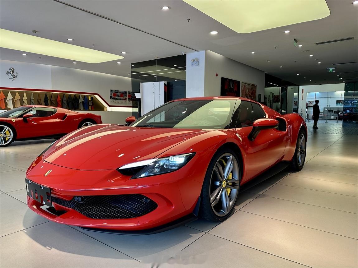 “全新车”捡漏的机会来了[哈哈]法拉利 296 GTB 红外/黑红今年5月份出厂