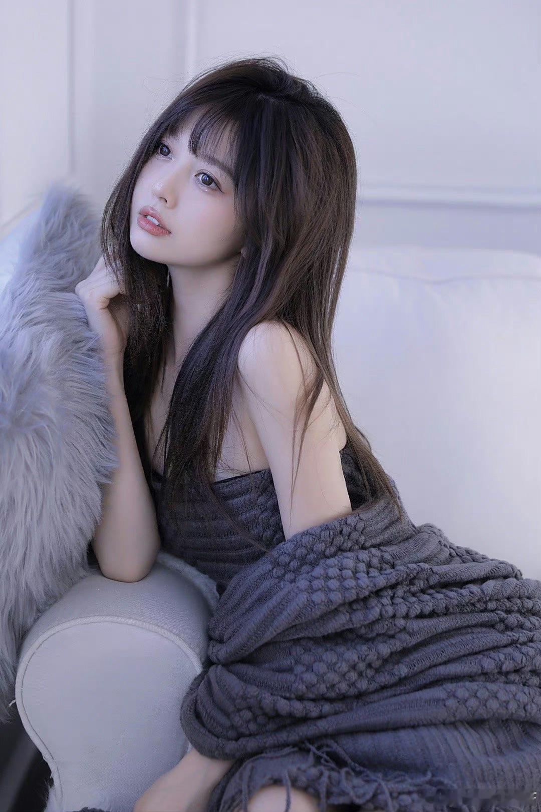 #重庆约拍[超话]##重庆约拍啦[超话]##重庆约片啦[超话]# .有一点好看，