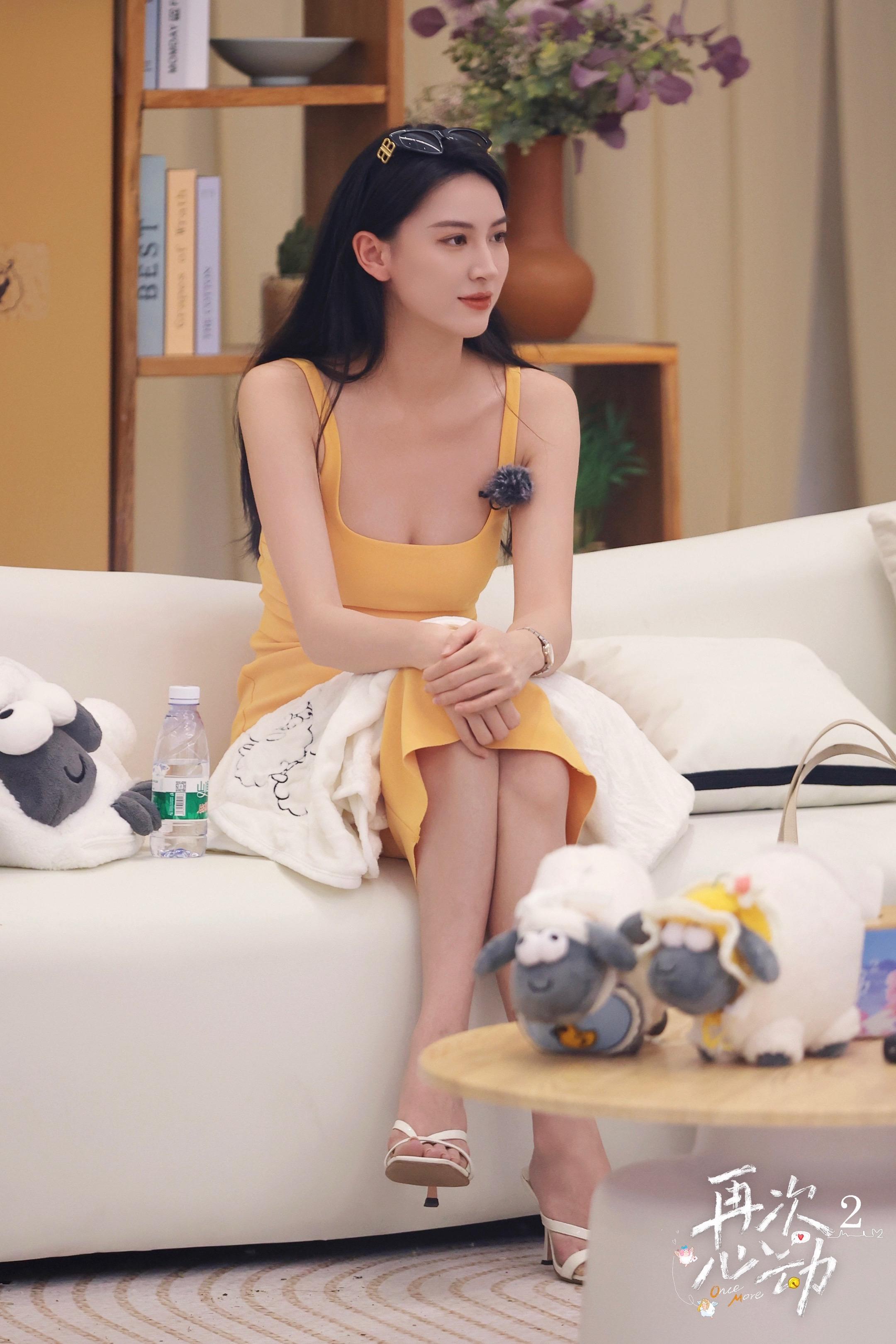 没错！我上恋综了！友友们！快来华为游戏中心送花给我吧！ https...