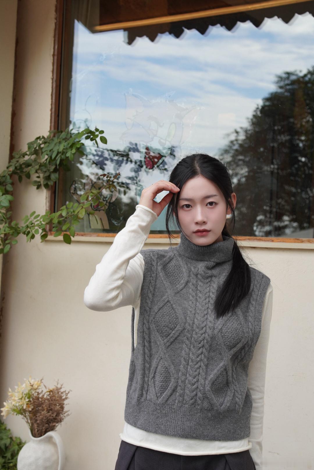 只是爱，需要人精心灌溉，需要共同的期待。 ​​​