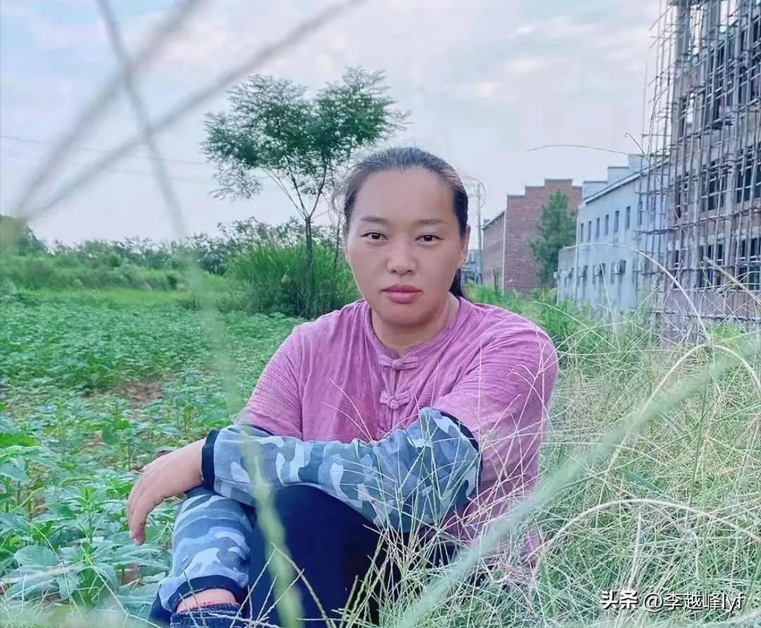 百万粉丝博主“农村细妹”离世！年仅46岁，家属做法却遭质疑！

9月7日，家属发