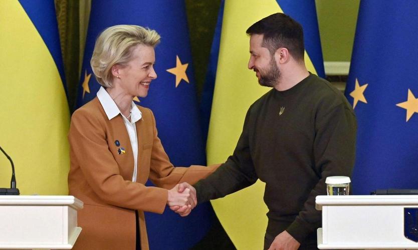 欧盟费尽心思地积极为泽连斯基募集900亿欧元货款，用于乌克兰今后两年的军事和经济