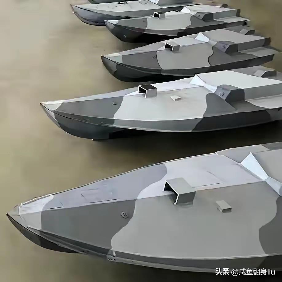 有人觉得菲律宾四艘无人艇不值得警惕，四艘够干嘛的，中国不是俄罗斯，恰恰相反，中国