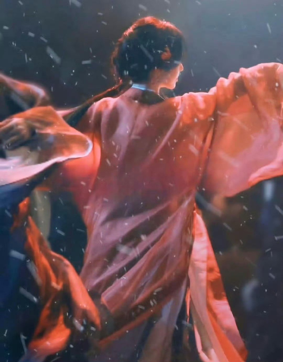 被鞠婧祎跳舞魅到了月鳞绮纪 鞠婧祎这段舞直接杀疯了！红衣翩跹身姿灵动，每一个转身