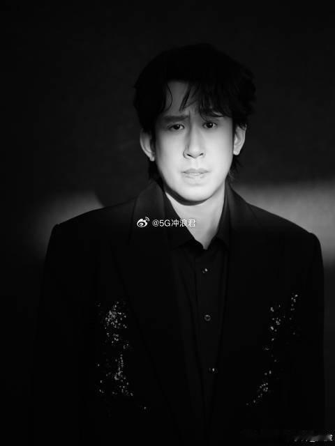 于洋这可是央视春晚 从排练到正式演出，于洋给人的感觉一直很放松，在央视镜头前还能