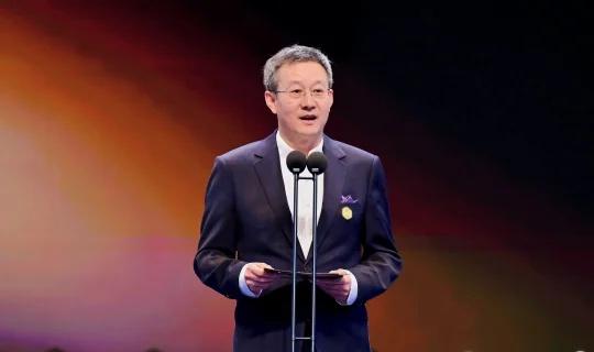 徐星获颁2025未来科学大奖-生命科学奖
2025未来科学大奖颁奖典礼
生命科学