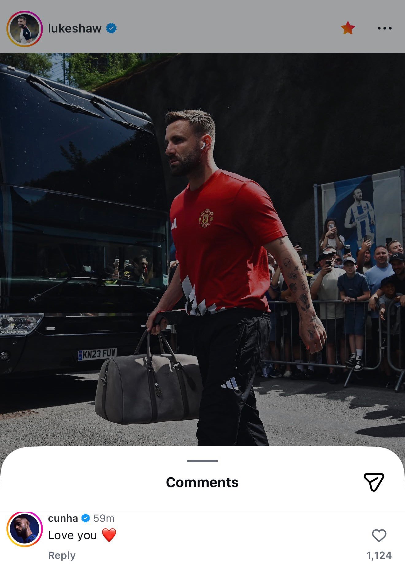 卢克·肖Instagram：赛季结束 ✔️感谢你们一直以来的支持，非常感激。享受