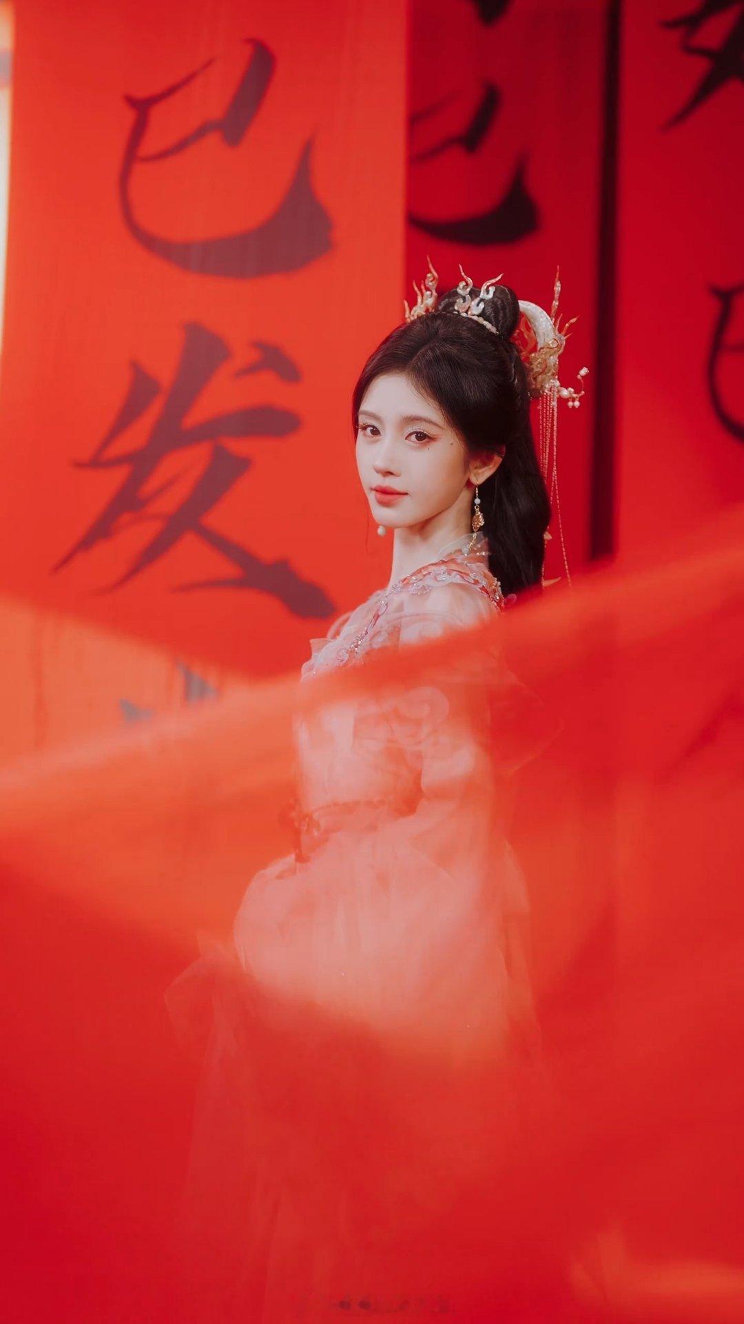 鞠婧祎明眸灵动大片  好仙啊 