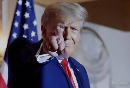 美国总统特郎普明确宣布：
2月10日，美国总统特朗普9日称，他将阻止连接美国和加