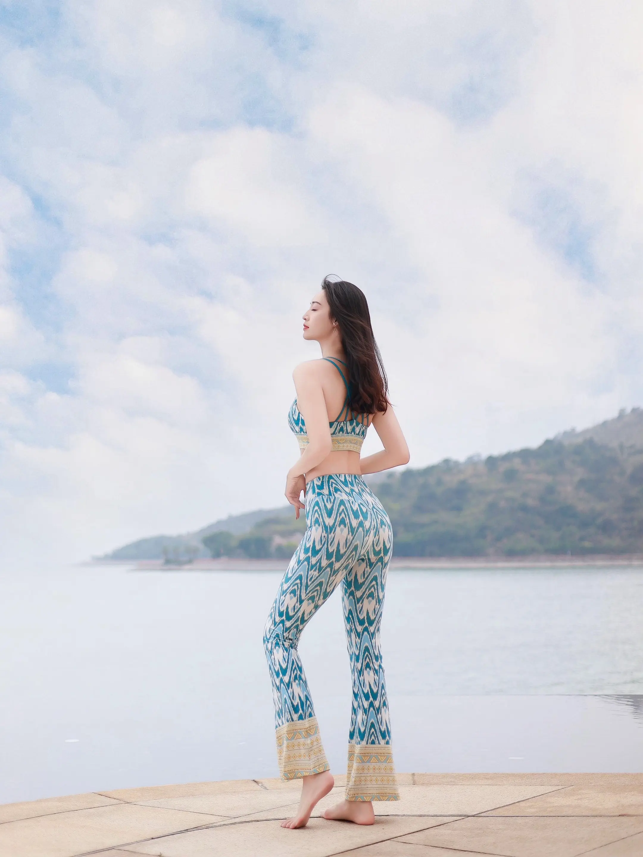 静心·凝神｜我的海边旷野时分。周末海边瑜伽 大海🌊治愈一切的不开心