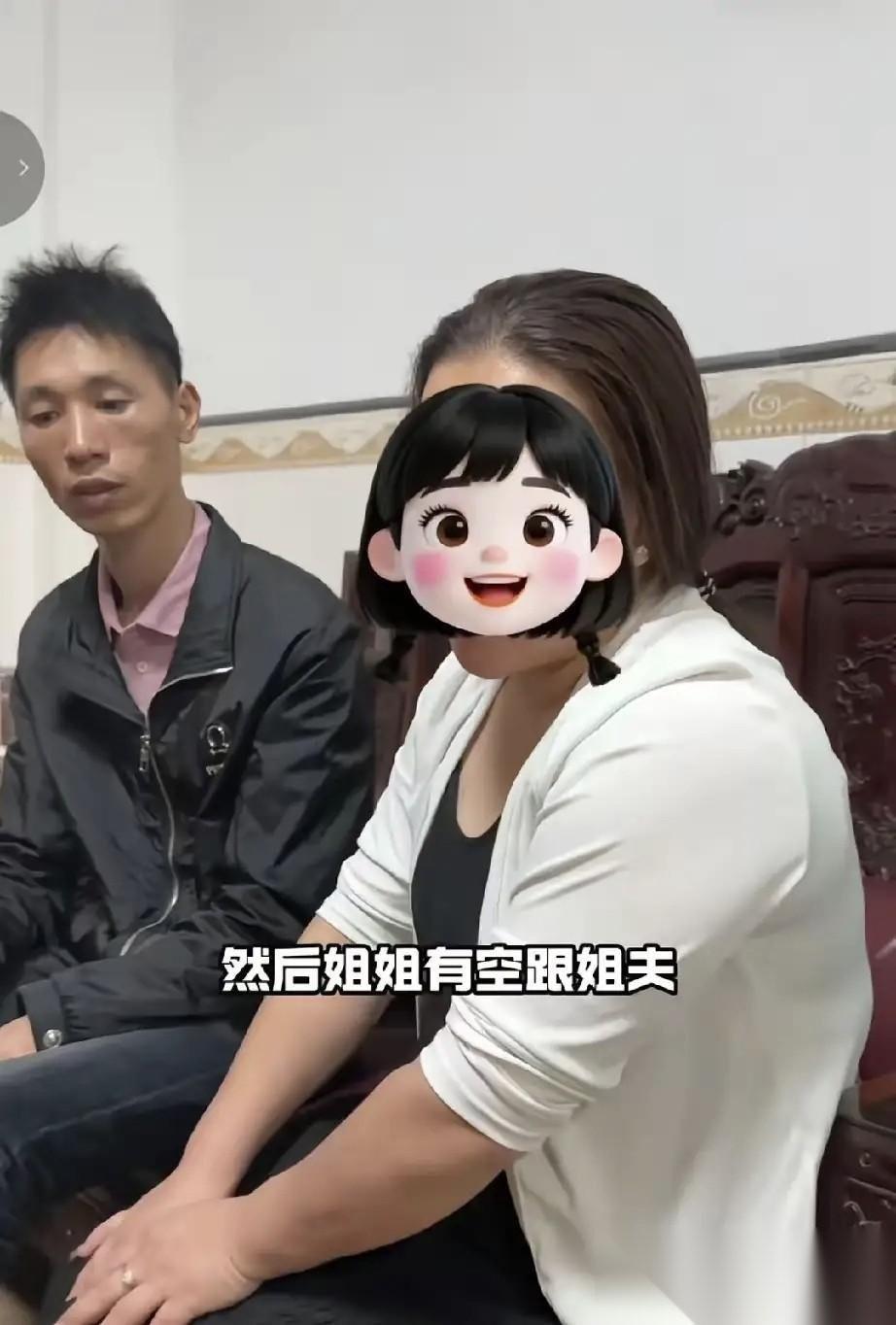 之前李林发视频说弟弟的账号被控制，李鑫回应说自己的账号只是自己跟老婆一起使用后，