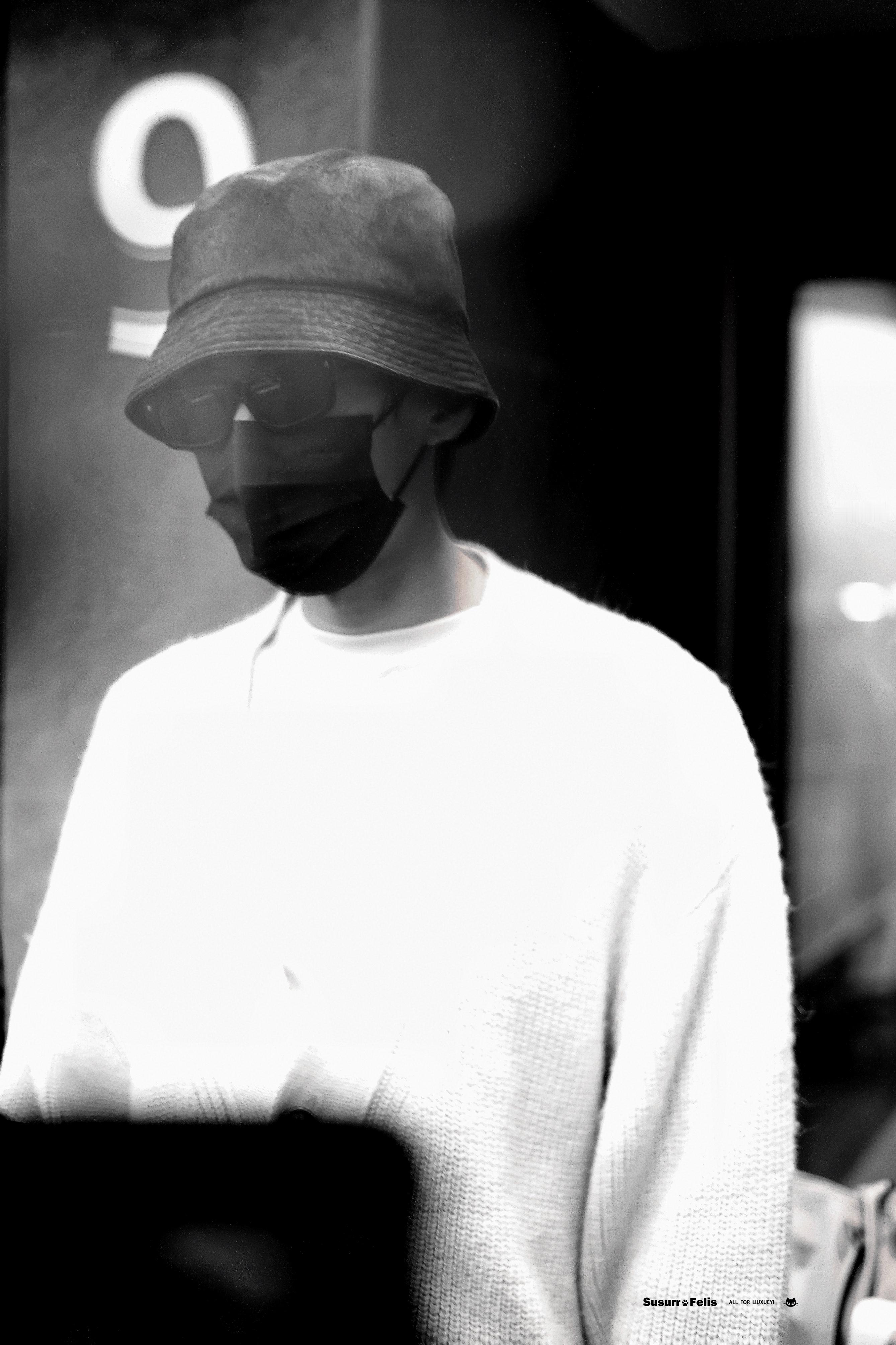 刘学义米兰时装周 太酷了这张刘学义兰香如故