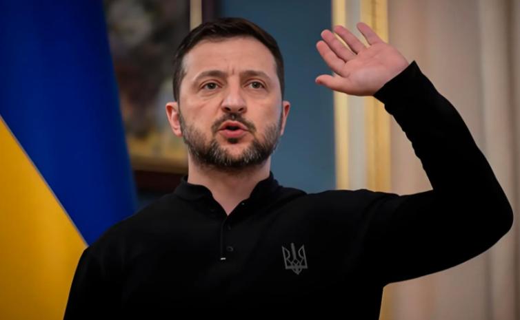 1300架无人机，炸出了乌克兰最后的底牌
【央视新闻】当地时间1月18日，乌克兰