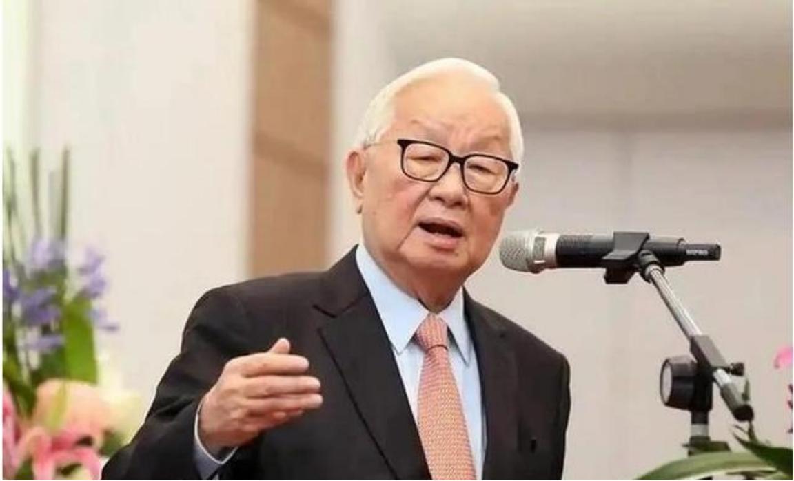 台积电张忠谋再次语出惊人：如果美国想扼杀他们，中国真的无能为力！不仅如此，他又一