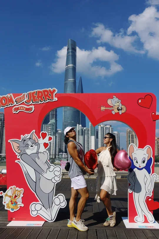 七夕猫鼠CP露台营业啦🩷外滩BFC当一日幼稚鬼🎈 谁说七夕只能烛光...