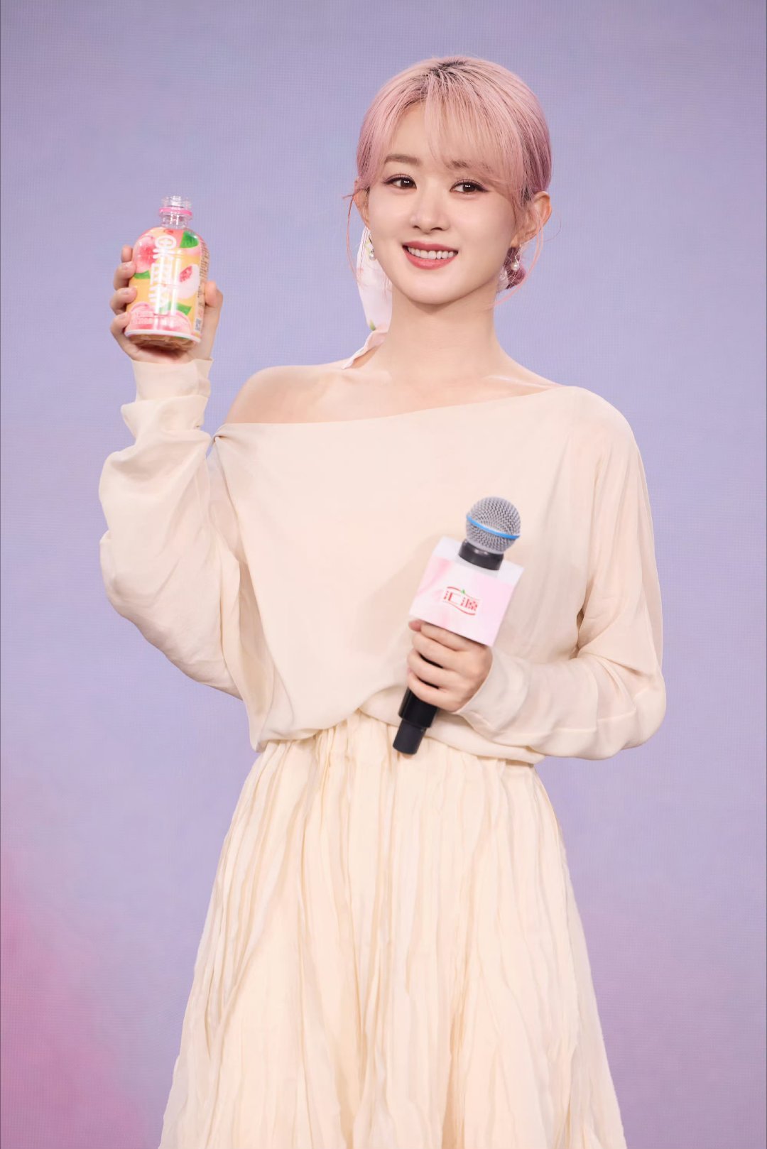 赵丽颖[超话] zly赵丽颖小城大事zly赵丽颖李秋萍“我将你写进书里，掀开书页
